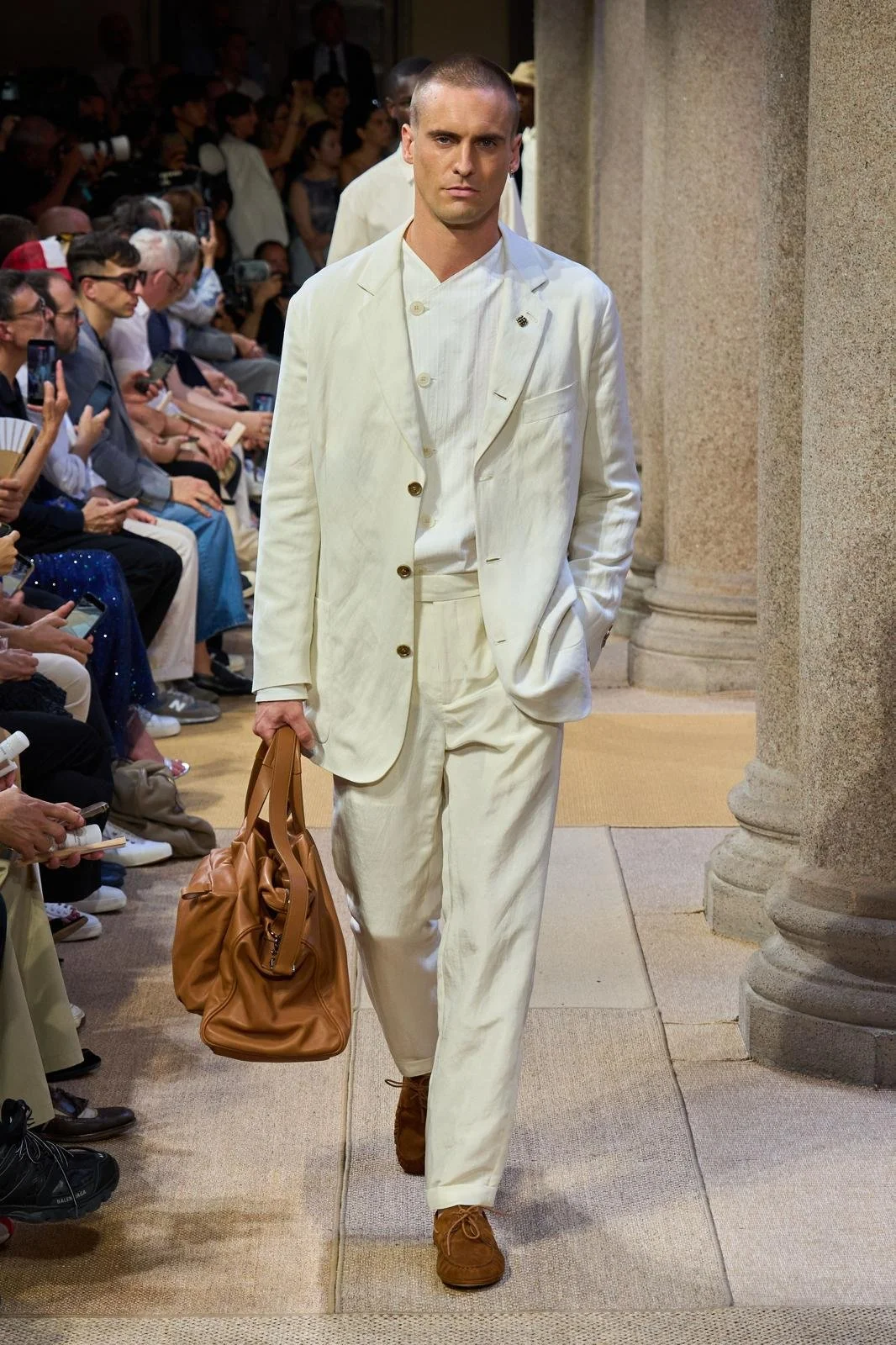 GIORGIO ARMANI SS27 - SHOW REPORT - BTB DIGITAL —